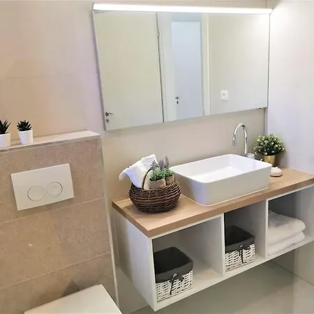 Front With Beautiful Sunsets Apartament *