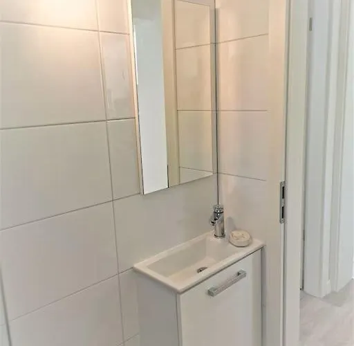 Front With Beautiful Sunsets *