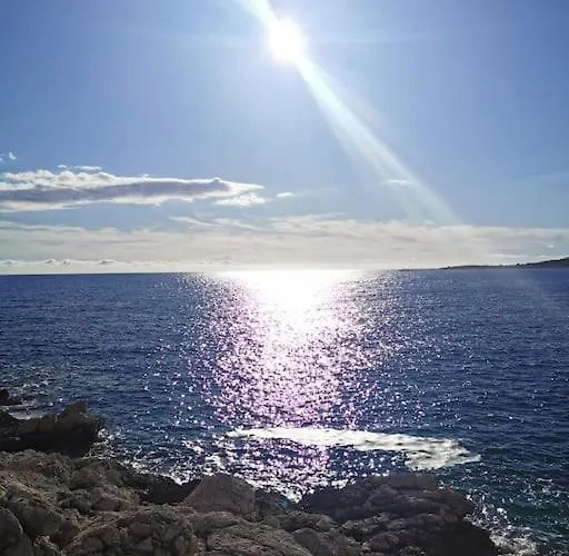 Front With Beautiful Sunsets 아파트 *